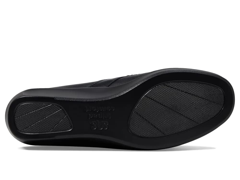 Dream Comfort Loafer