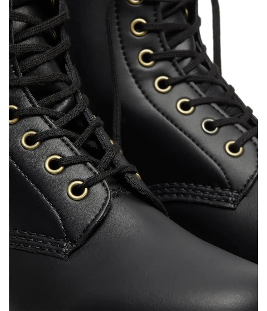 1460 Vegan 8-Eye Boot
